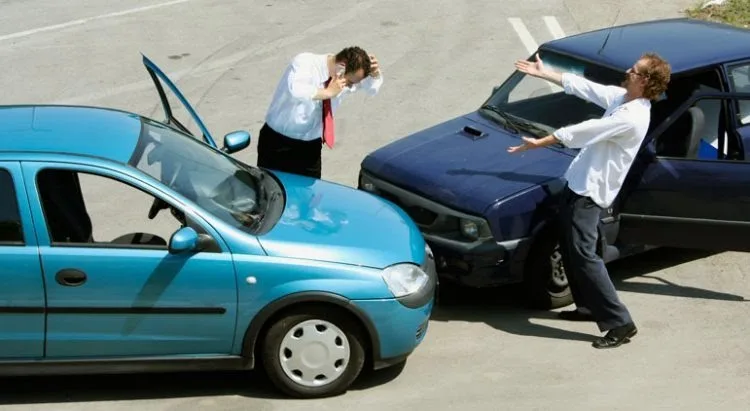 Mơ thấy tai nạn có máu có ý nghĩa gì? Con số nào may mắn?